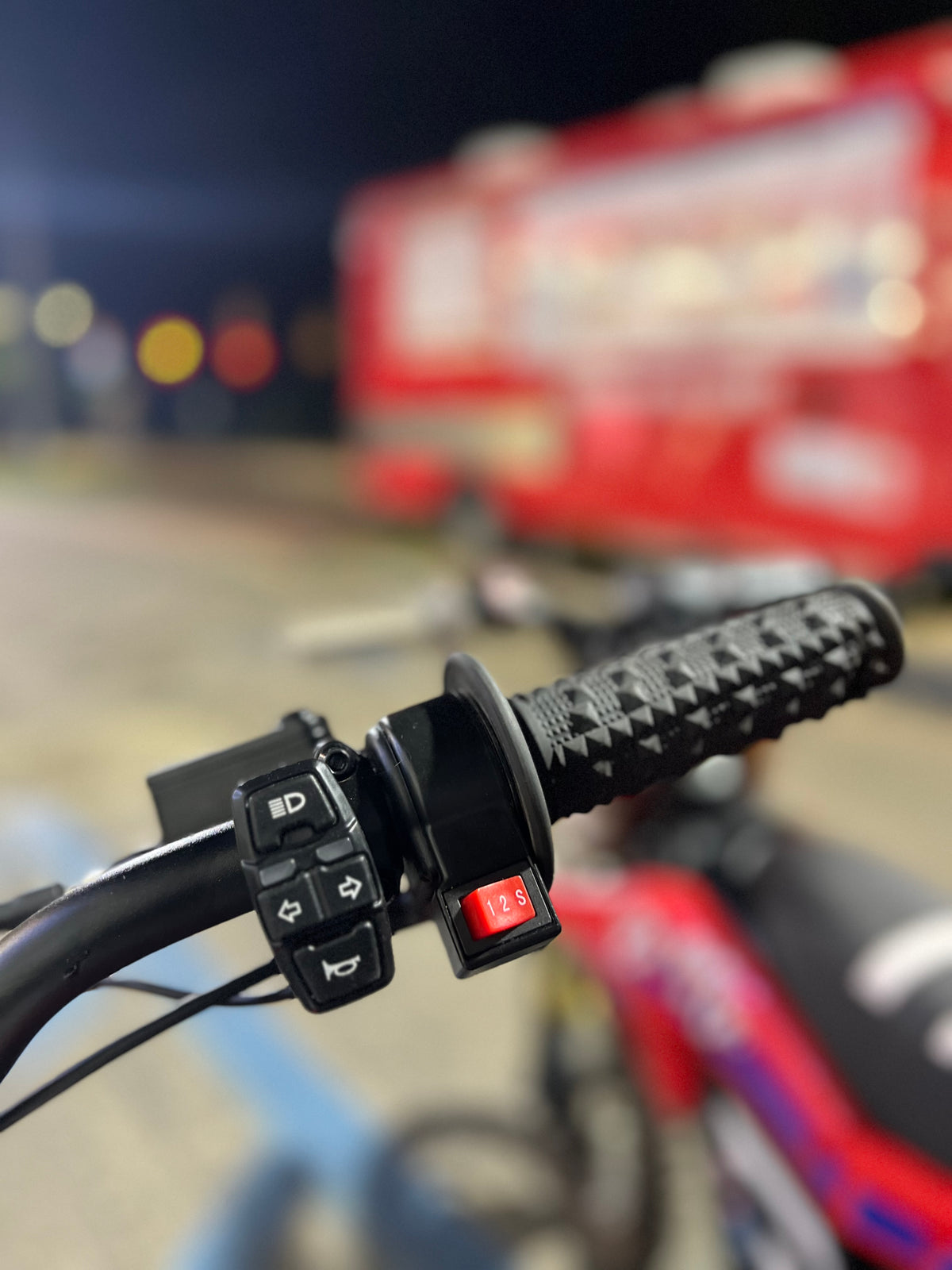 Install the handlebar switch